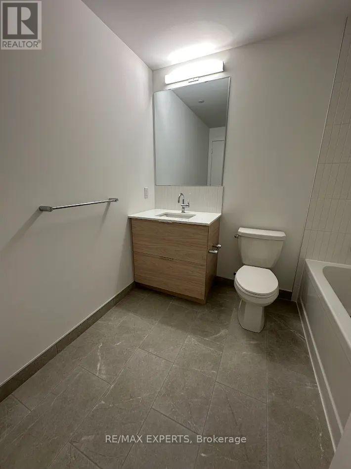 554 - 2501 Saw Whet Boulevard, Oakville, Ontario  L6M 5N2 - Photo 4 - W12898856