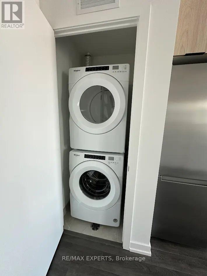 554 - 2501 Saw Whet Boulevard, Oakville, Ontario  L6M 5N2 - Photo 9 - W12898856