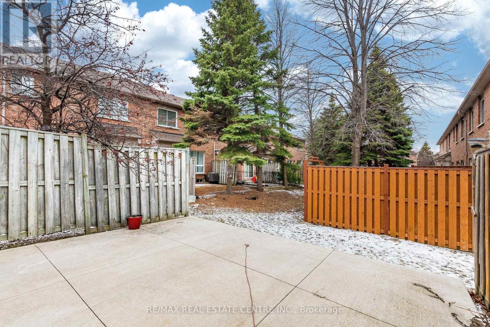 48 - 10 Cherrytree Drive, Brampton, Ontario  L6Y 5E9 - Photo 44 - W12898866