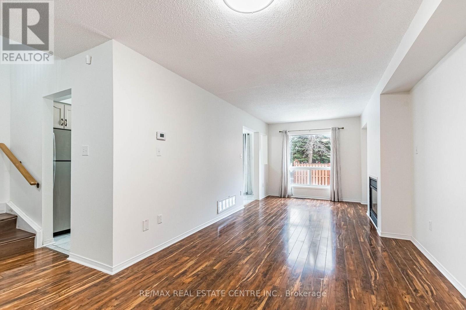 48 - 10 Cherrytree Drive, Brampton, Ontario  L6Y 5E9 - Photo 9 - W12898866