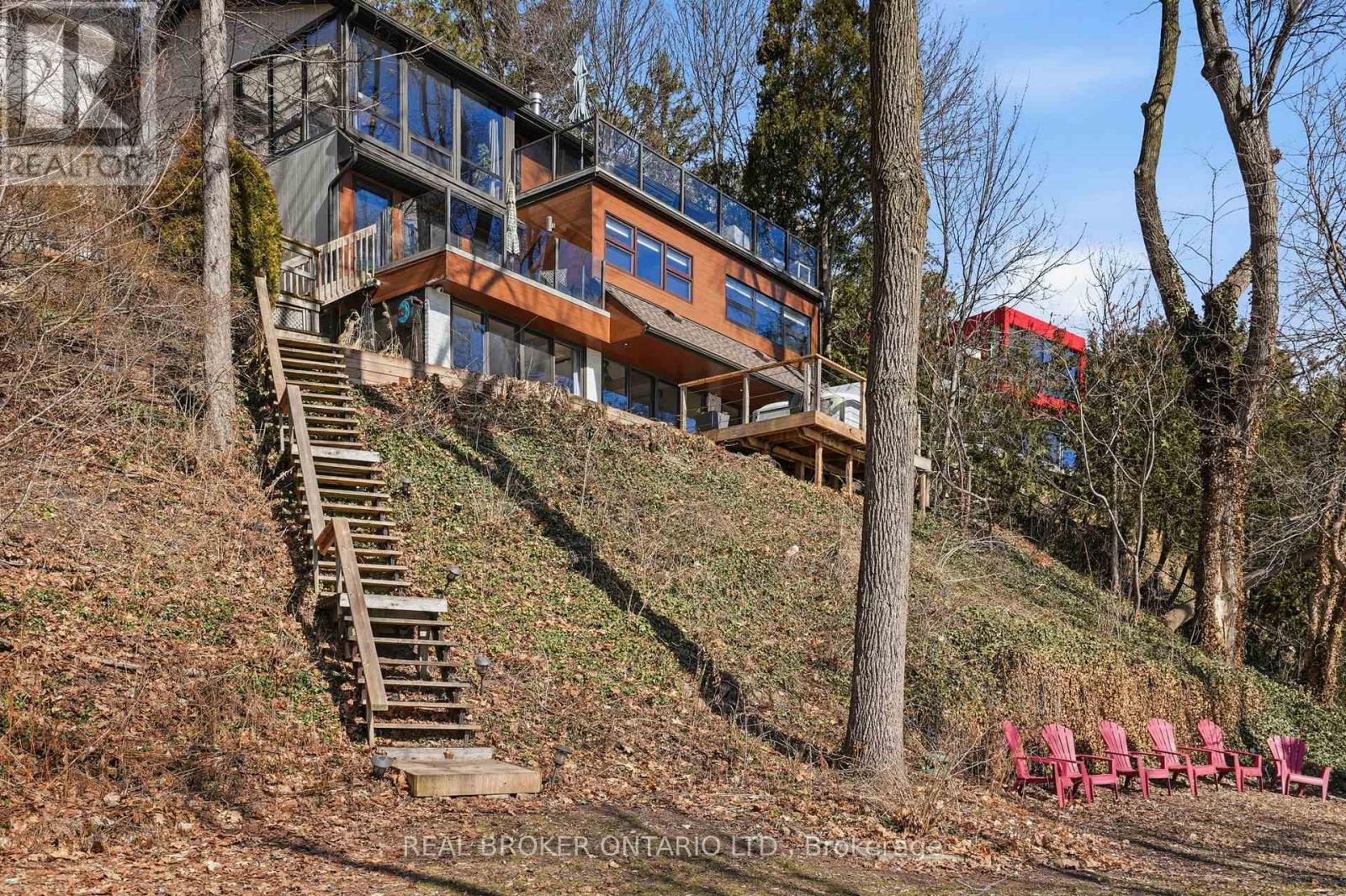 868 Danforth Place, Burlington, Ontario  L7T 1S2 - Photo 43 - W12898926