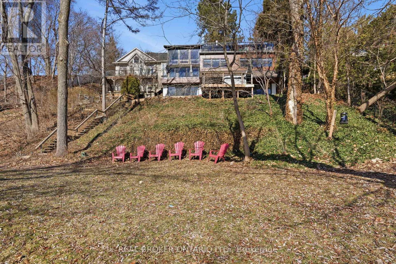 868 Danforth Place, Burlington, Ontario  L7T 1S2 - Photo 44 - W12898926