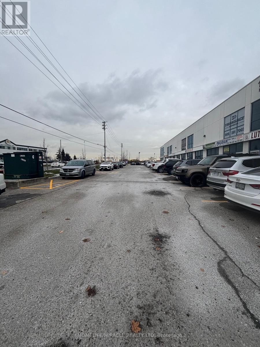 6 - 1332 Khalsa Drive, Mississauga (Northeast), Ontario  L5S 0A2 - Photo 12 - W12898944