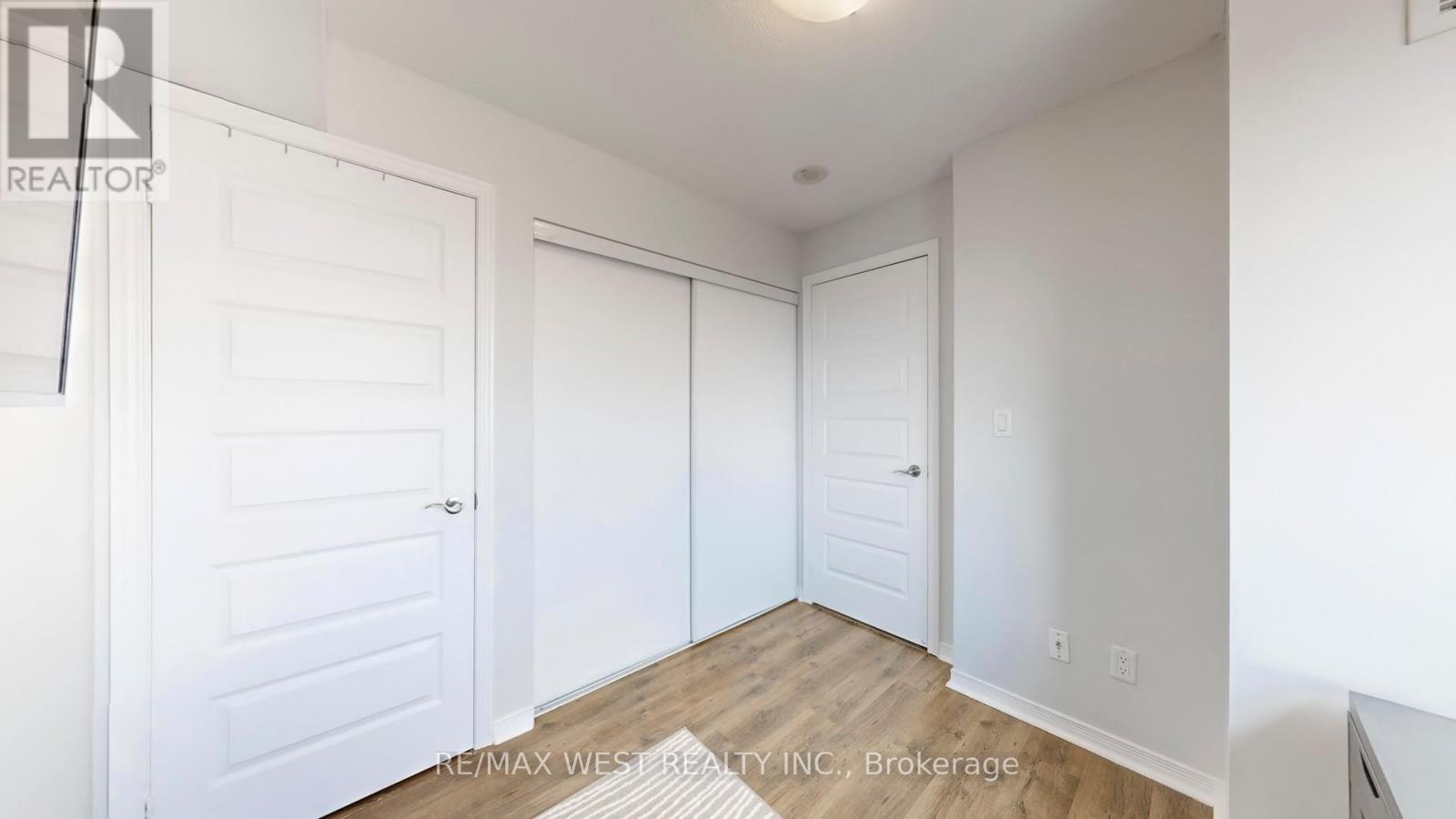 2108 - 215 Queen Street E, Brampton, Ontario  L6W 0A9 - Photo 21 - W12898972