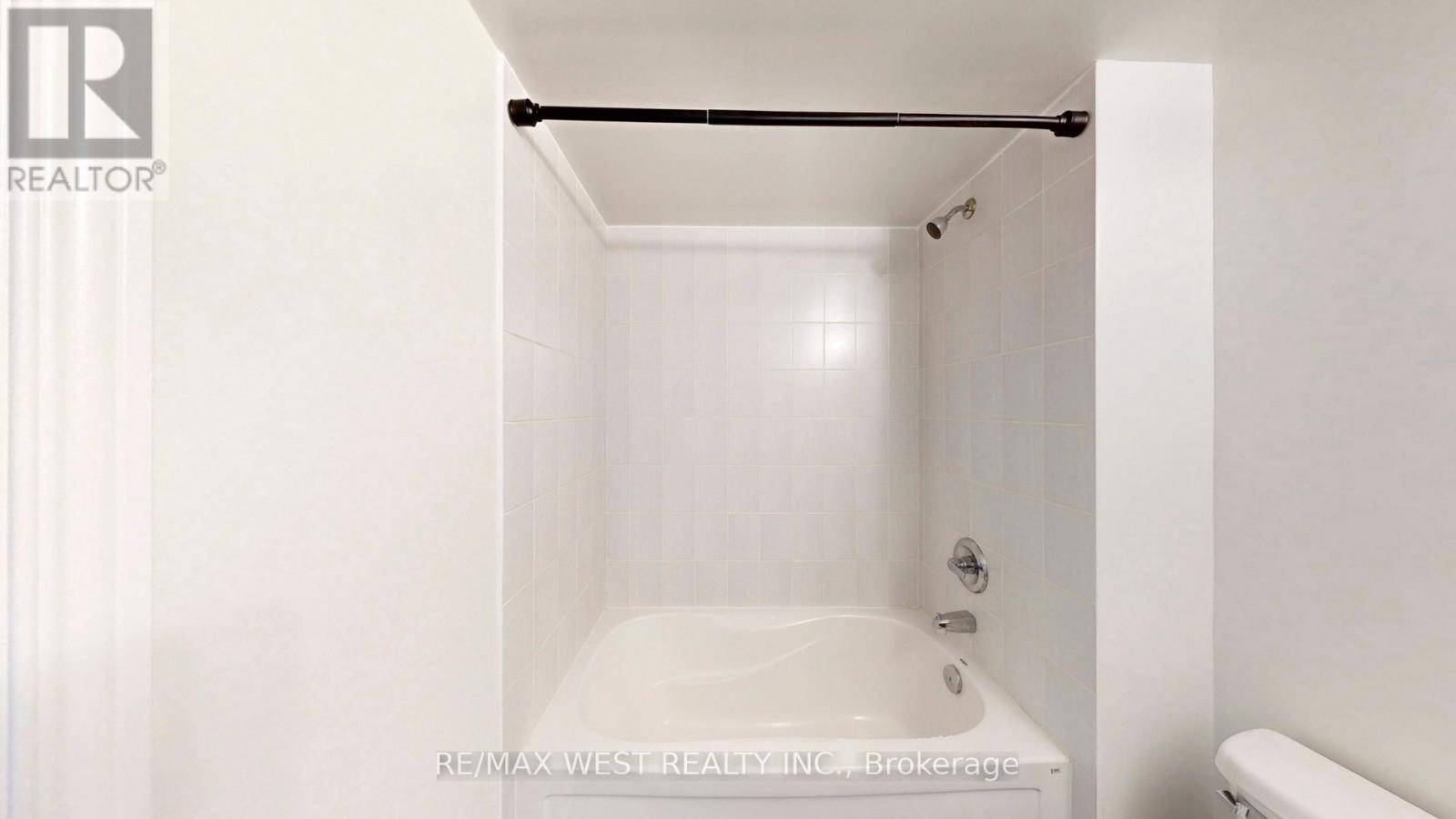 2108 - 215 Queen Street E, Brampton, Ontario  L6W 0A9 - Photo 23 - W12898972