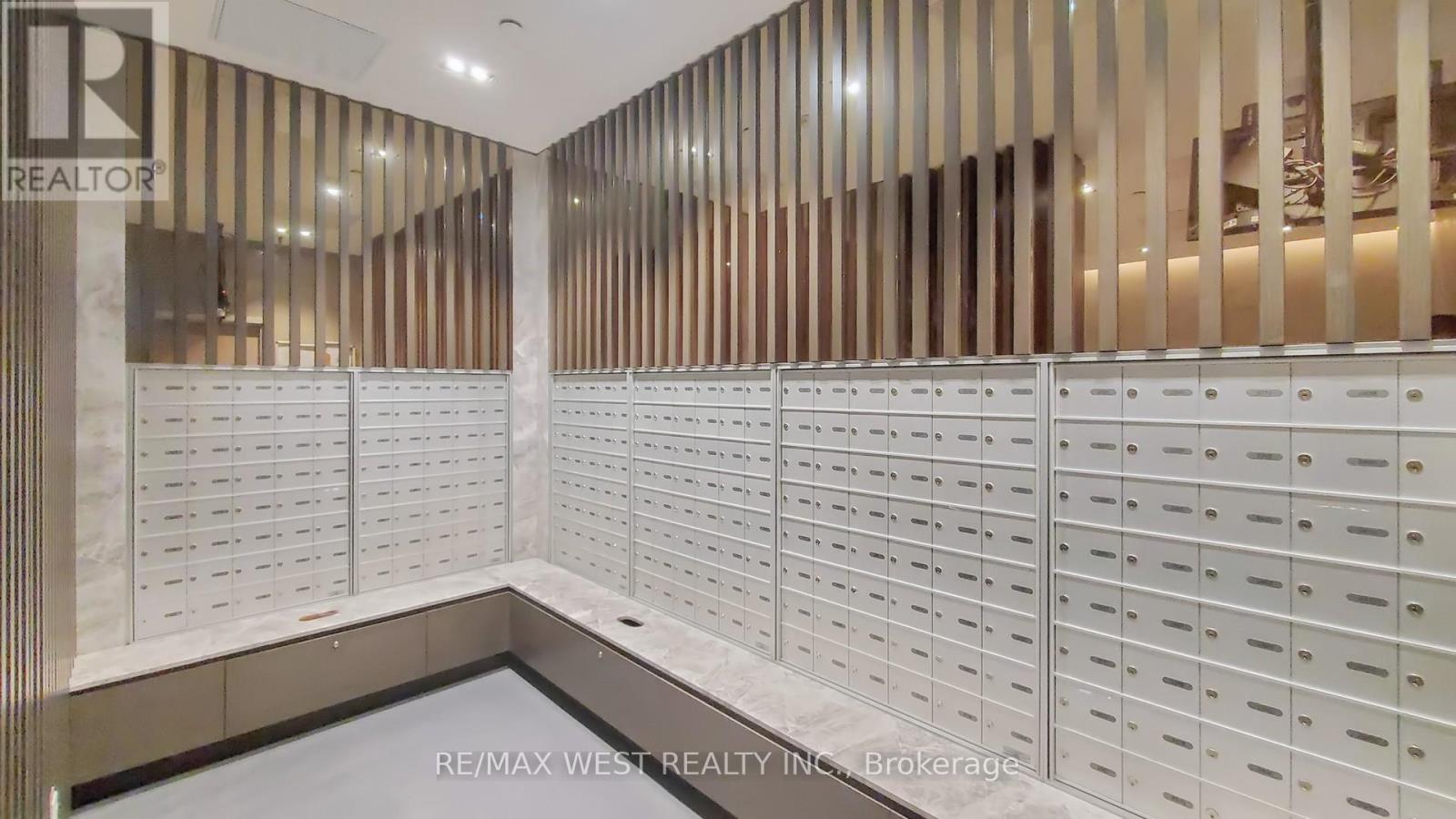 2108 - 215 Queen Street E, Brampton, Ontario  L6W 0A9 - Photo 30 - W12898972