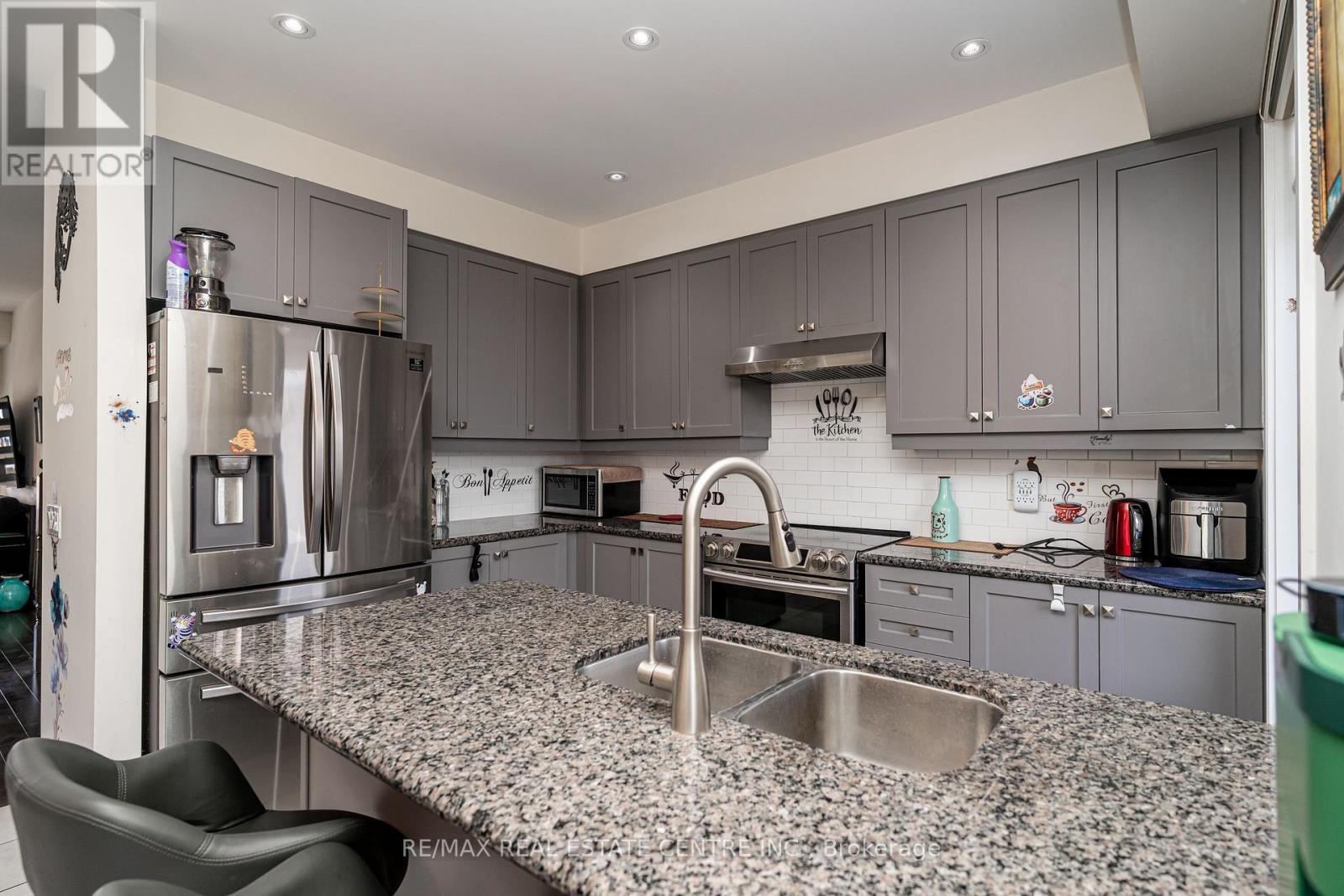 341 Veterans Drive, Brampton (Northwest Brampton), Ontario  L7A 0B2 - Photo 21 - W12899004