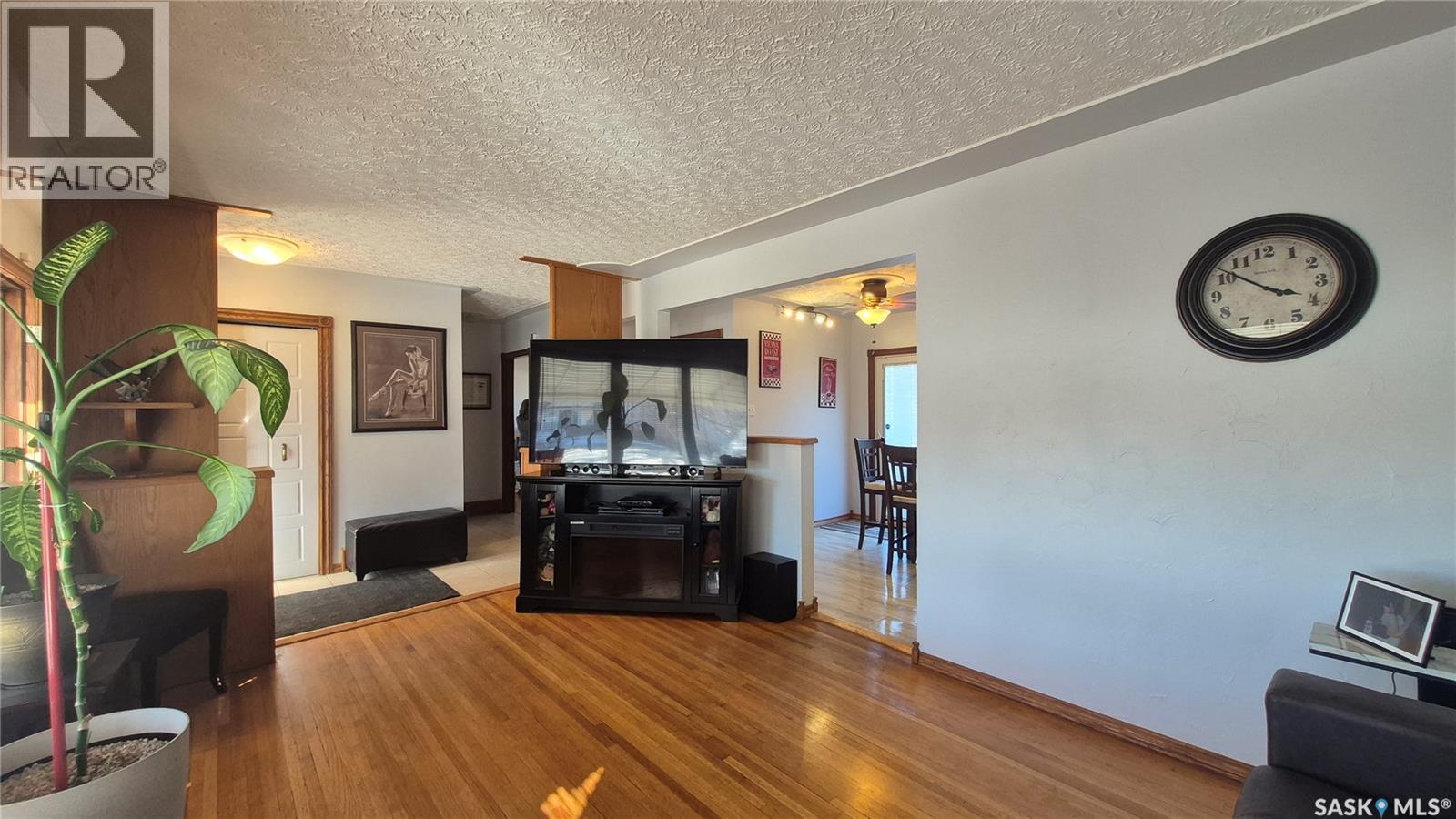 849 Mcintosh Street, Regina, Saskatchewan  S4T 5B5 - Photo 9 - SK030721