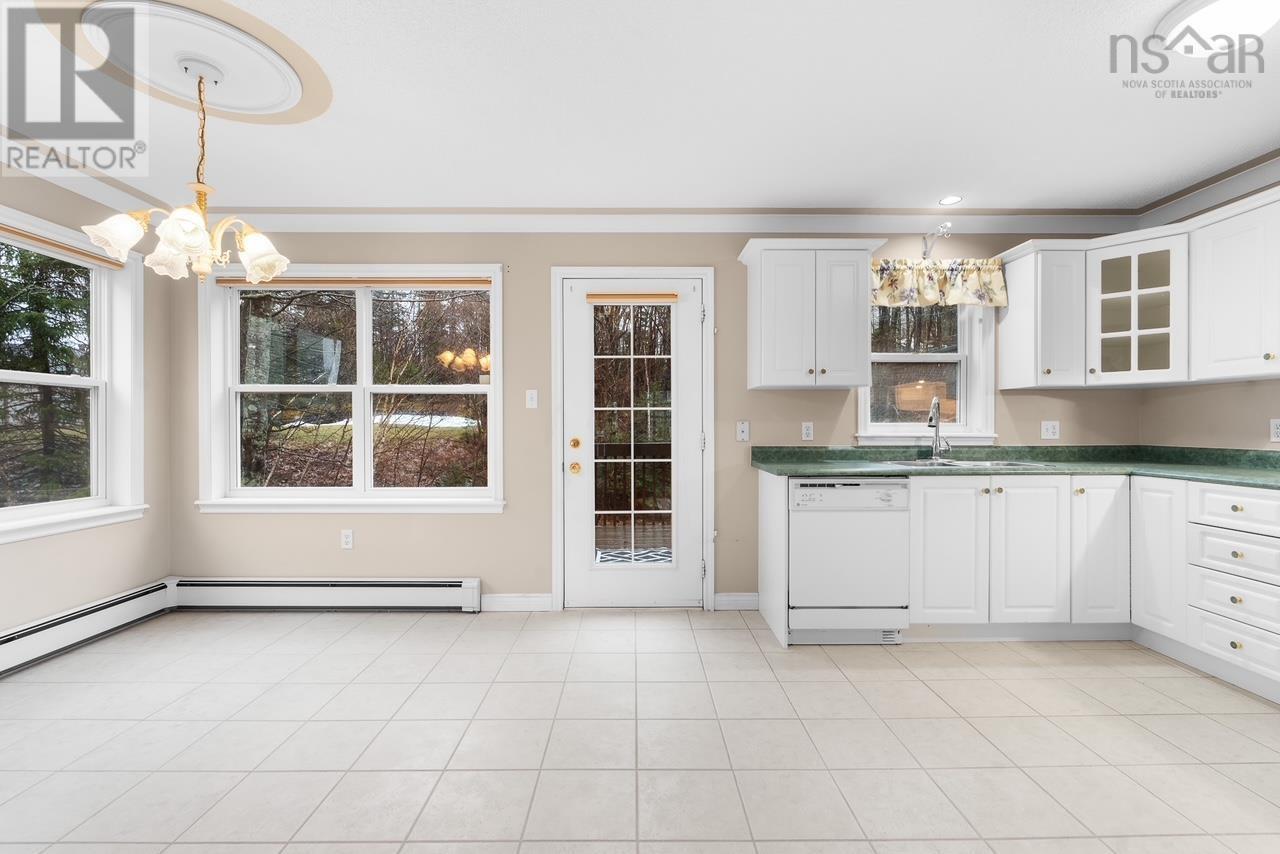 24 Rosehurst Close, Halifax, Nova Scotia  B3S 1J6 - Photo 9 - 202604915