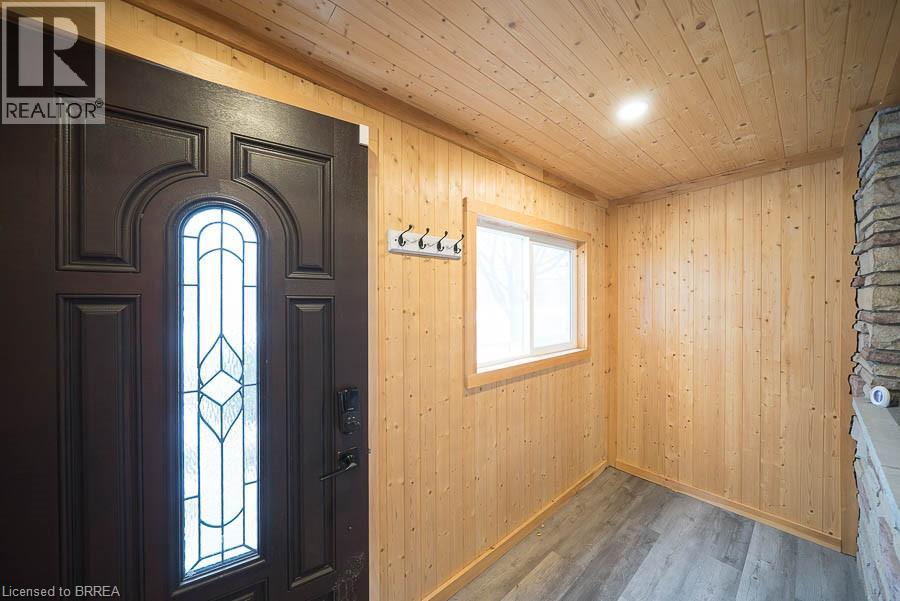 45 Buckingham Street, Brantford, Ontario  N3R 3B2 - Photo 2 - 40813300