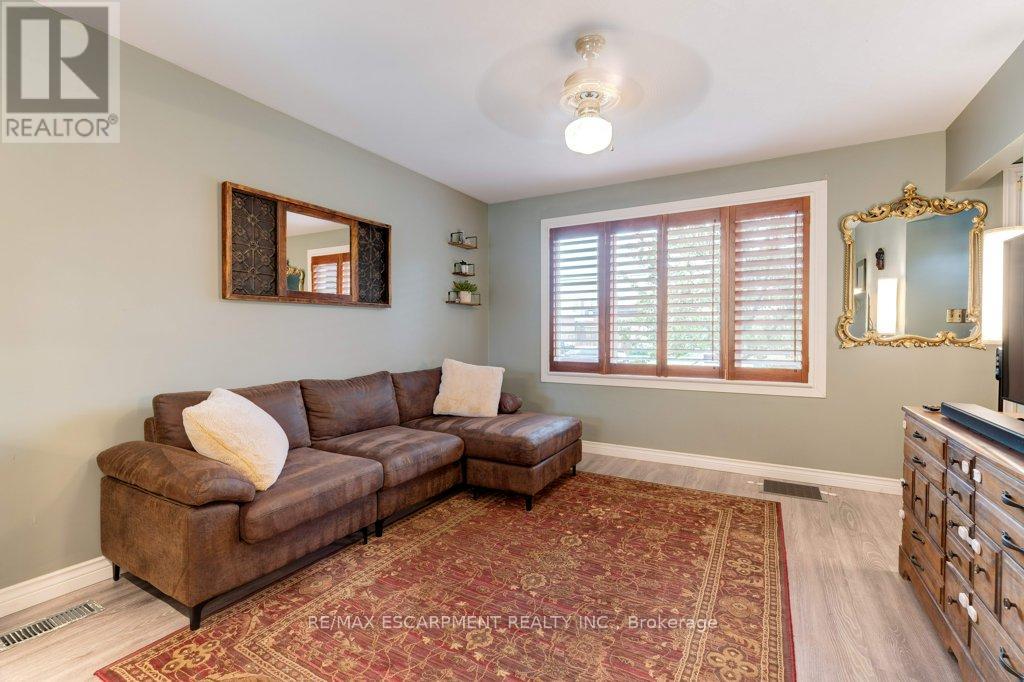 275 Montrose Avenue, Hamilton (Rosedale), Ontario  L8K 4Z5 - Photo 3 - X12898754