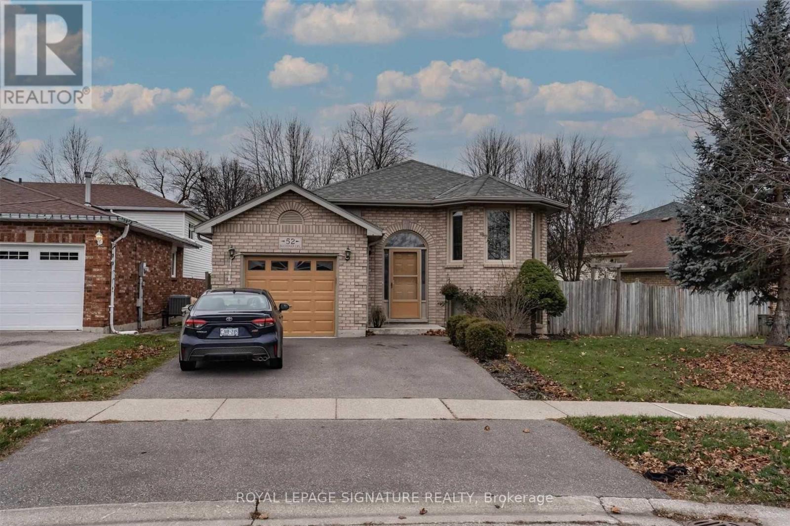 UPPER - 52 BUCHANAN CRESCENT, Brantford, Ontario