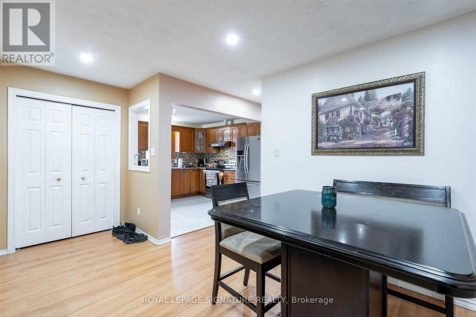 Upper - 52 Buchanan Crescent, Brantford, Ontario  N3P 2A6 - Photo 11 - X12898774