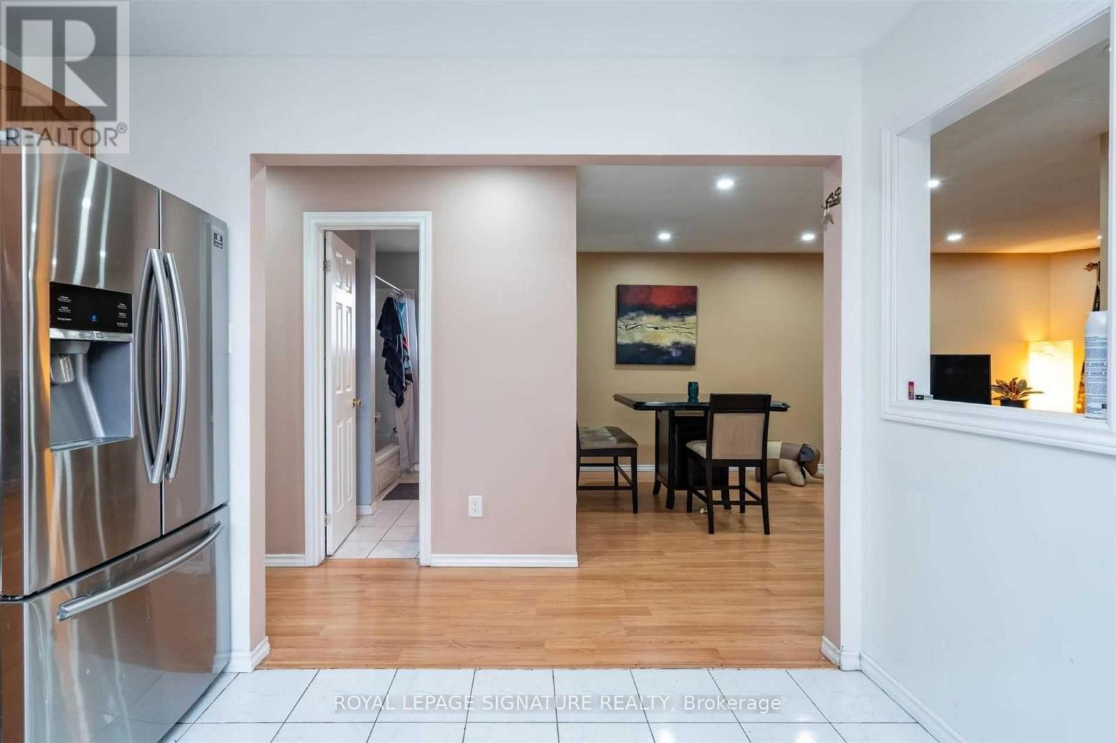 Upper - 52 Buchanan Crescent, Brantford, Ontario  N3P 2A6 - Photo 13 - X12898774