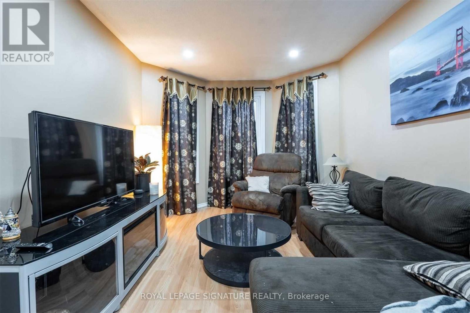 Upper - 52 Buchanan Crescent, Brantford, Ontario  N3P 2A6 - Photo 8 - X12898774