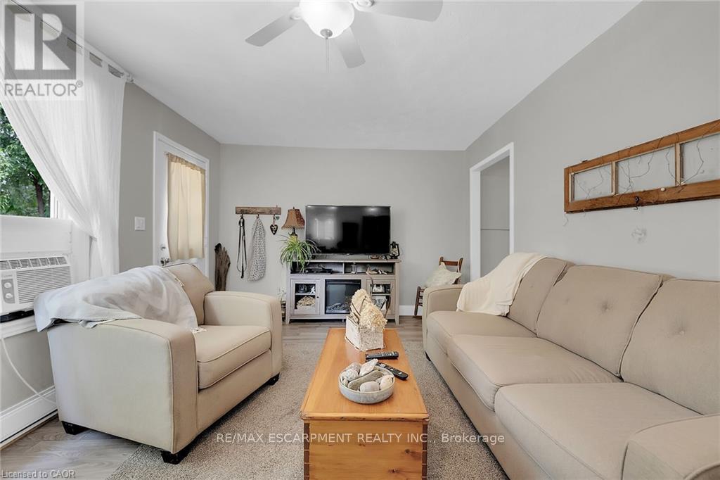 4 Nanticoke Valley Road, Haldimand (Nanticoke), Ontario  N0A 1L0 - Photo 15 - X12898808