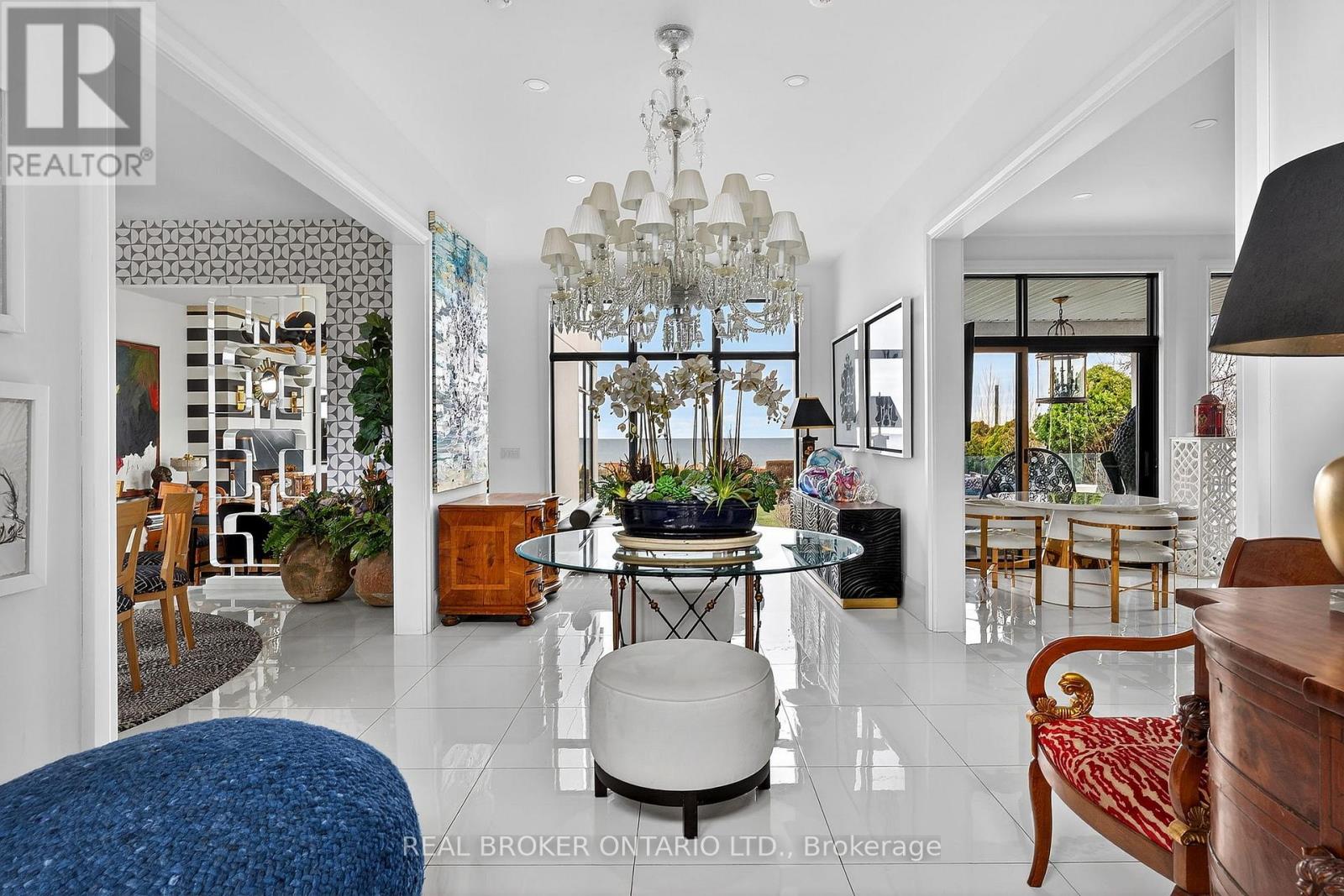 711 Beach Boulevard, Hamilton (Hamilton Beach), Ontario  L8H 6Y5 - Photo 12 - X12898970