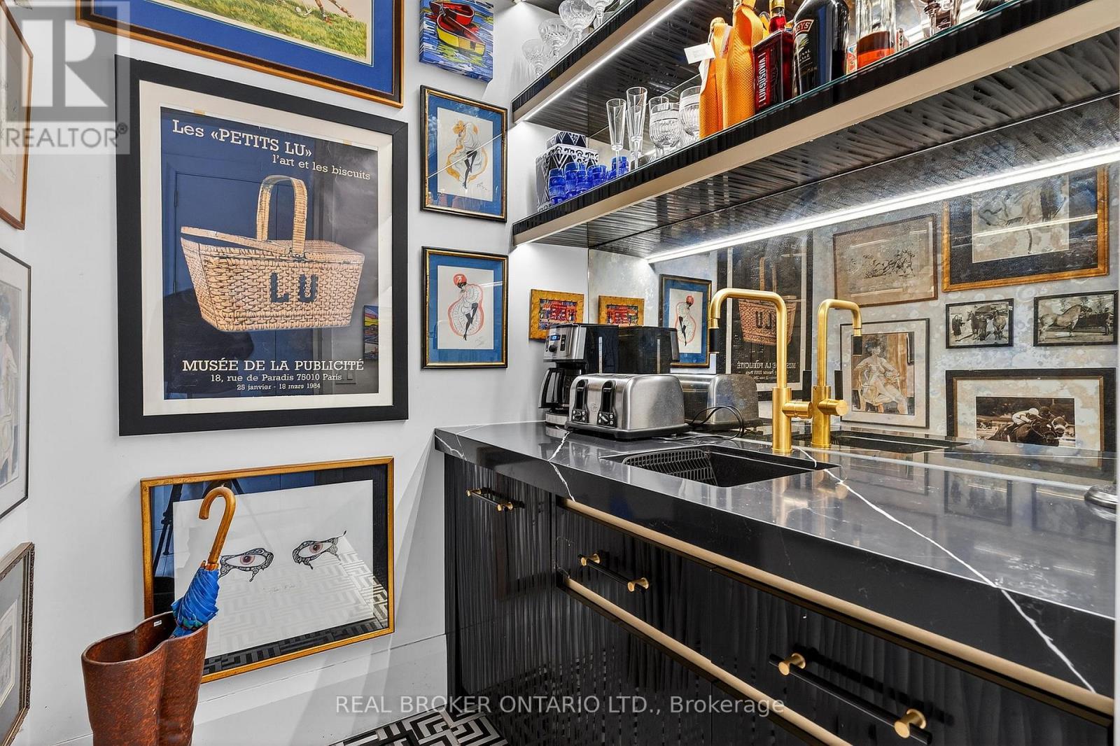 711 Beach Boulevard, Hamilton (Hamilton Beach), Ontario  L8H 6Y5 - Photo 21 - X12898970