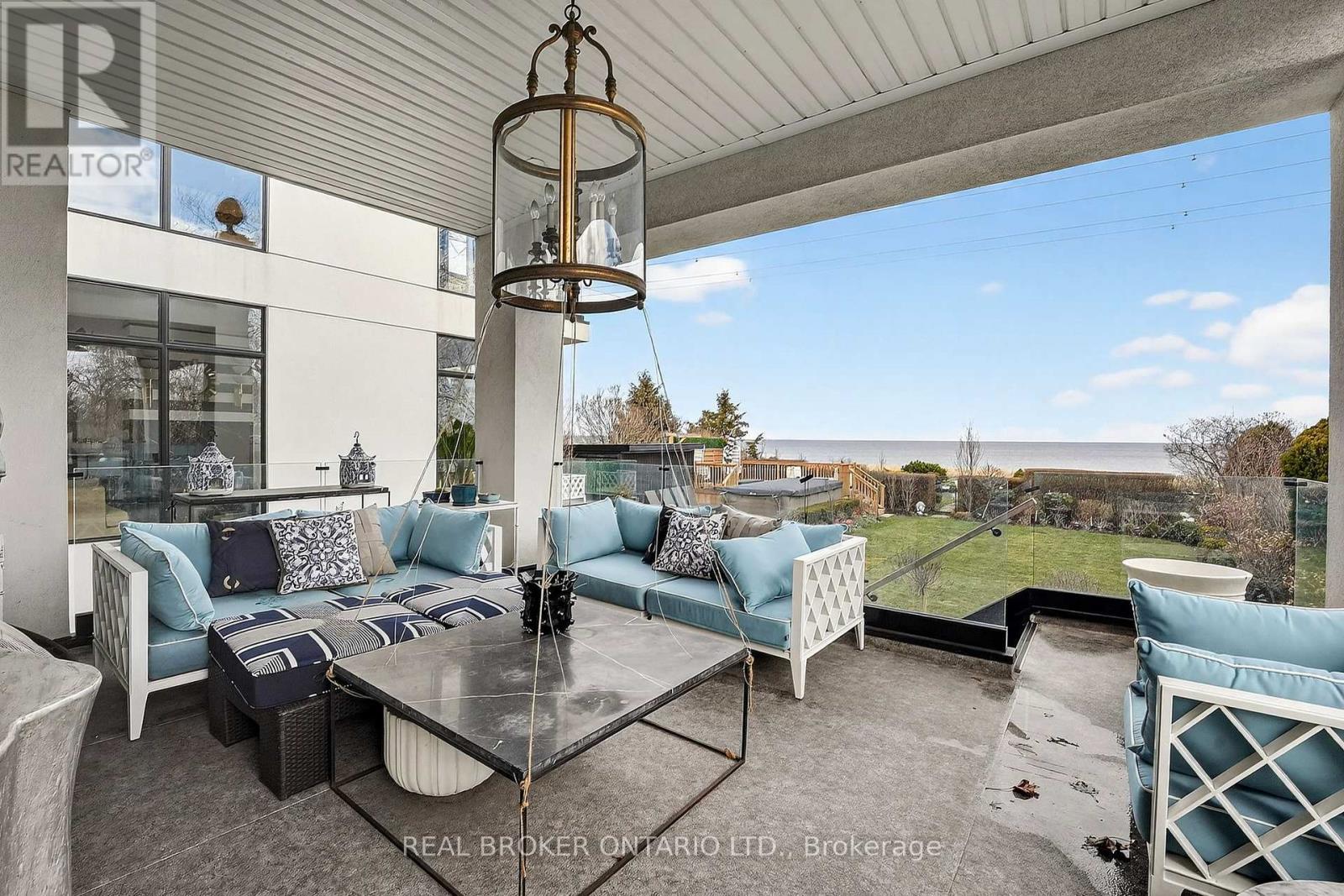 711 Beach Boulevard, Hamilton (Hamilton Beach), Ontario  L8H 6Y5 - Photo 6 - X12898970