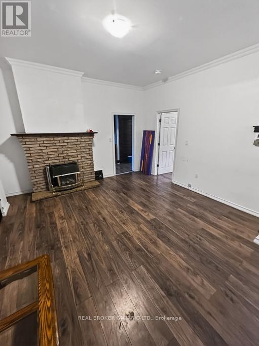 56 Regent Street E, Welland (Welland Downtown), Ontario  L3B 4H6 - Photo 18 - X12898974