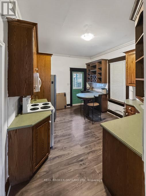 56 Regent Street E, Welland (Welland Downtown), Ontario  L3B 4H6 - Photo 23 - X12898974