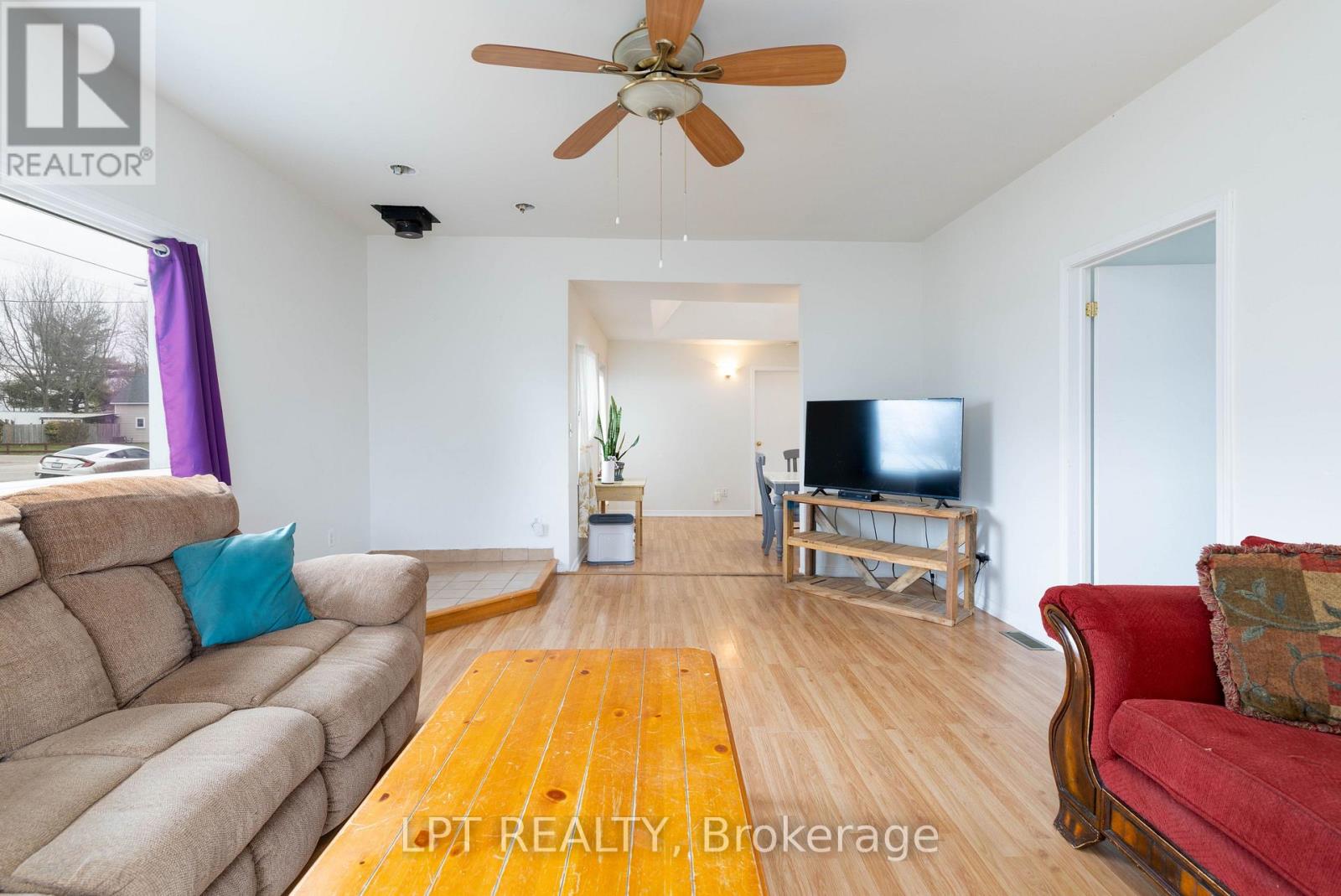 Tupperville - 19 John Park Line, Chatham-Kent, Ontario  N0P 2M0 - Photo 10 - X12898976