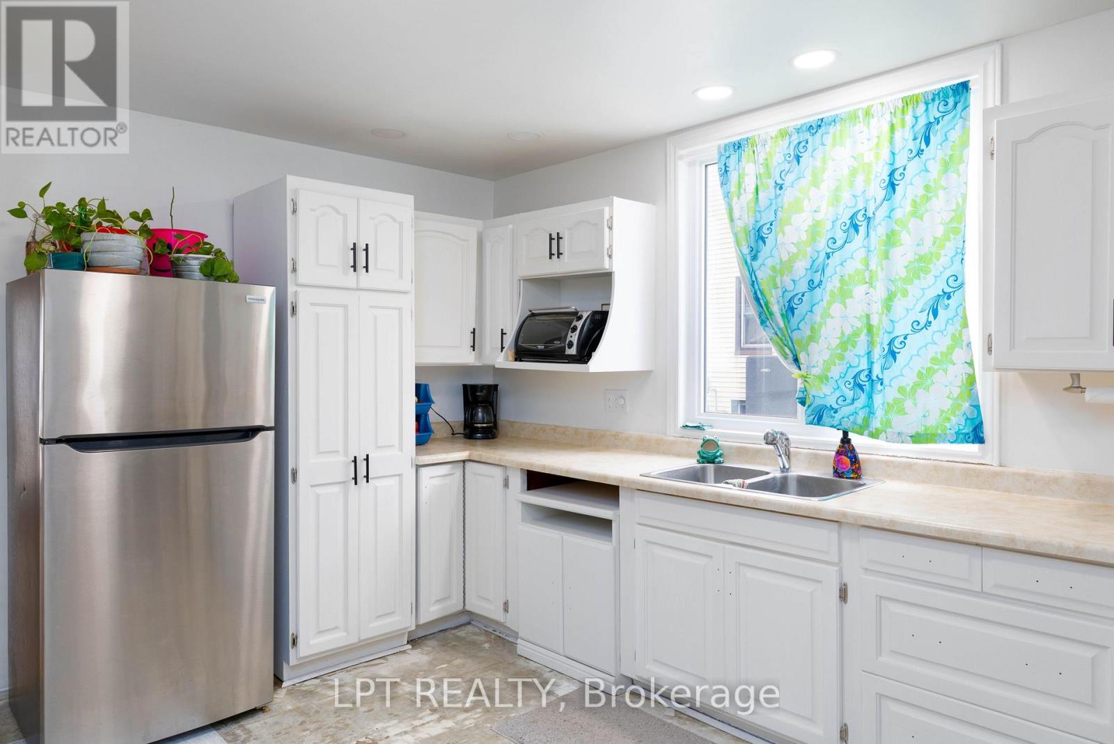 Tupperville - 19 John Park Line, Chatham-Kent, Ontario  N0P 2M0 - Photo 16 - X12898976