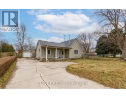 TUPPERVILLE - 19 JOHN PARK LINE, Chatham-Kent, Ontario