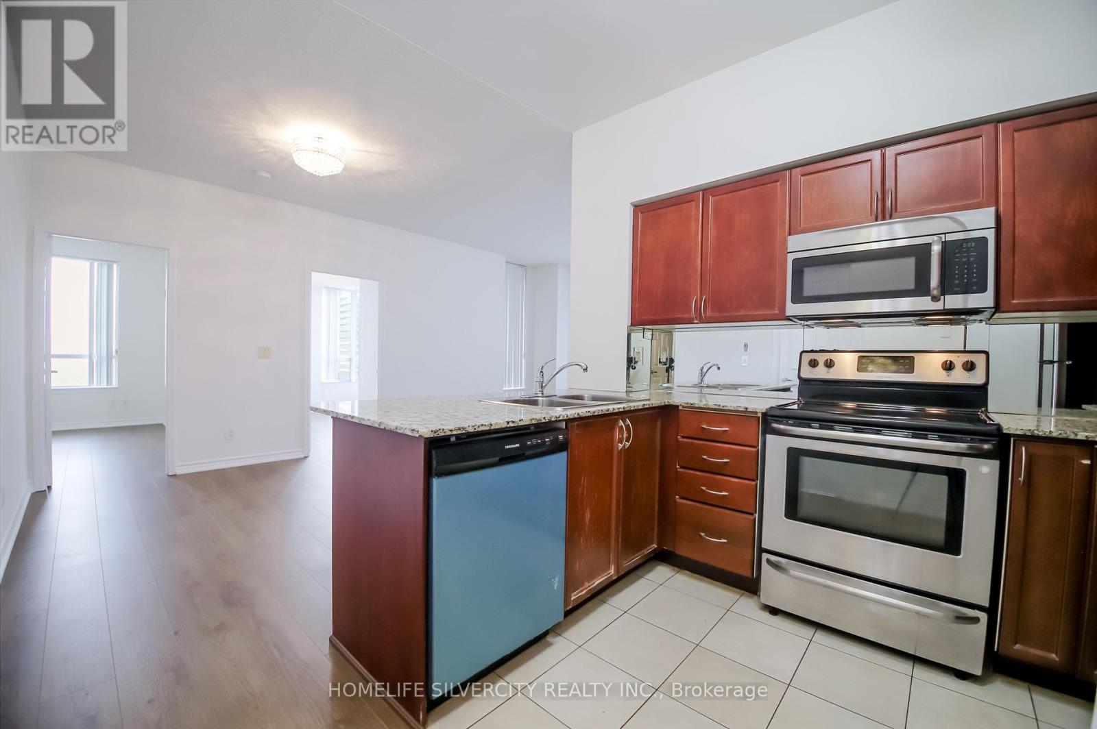 2704 - 388 Prince Of Wales Drive, Mississauga, Ontario  L5B 0A1 - Photo 29 - W12889100