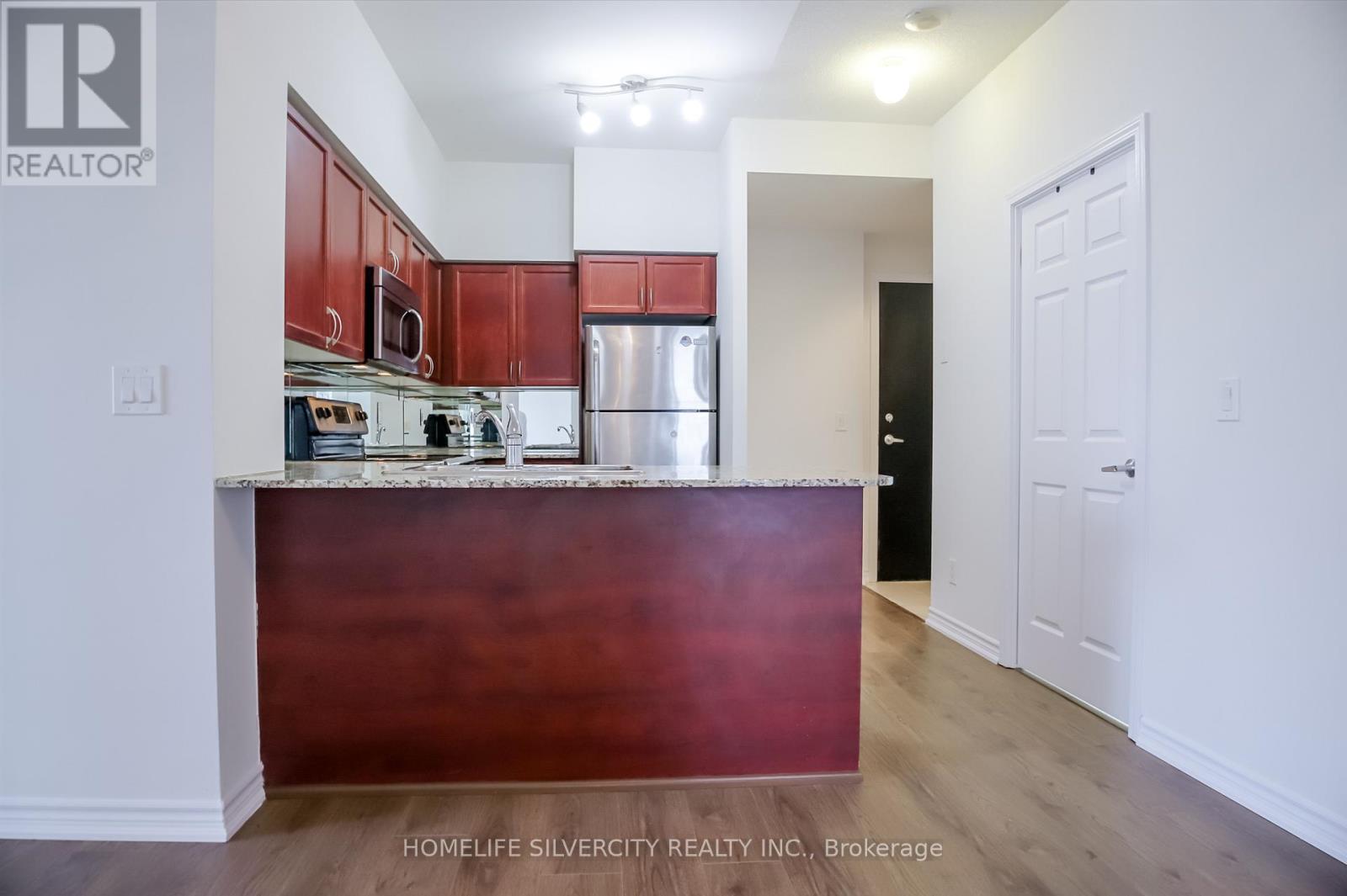 2704 - 388 Prince Of Wales Drive, Mississauga, Ontario  L5B 0A1 - Photo 33 - W12889100