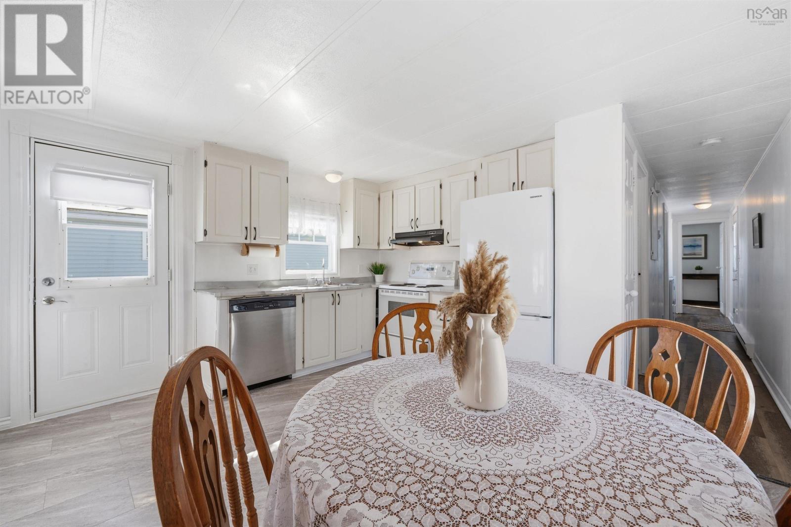 2 Cocoa Street, Westphal, Nova Scotia  B2W 4W5 - Photo 13 - 202604922