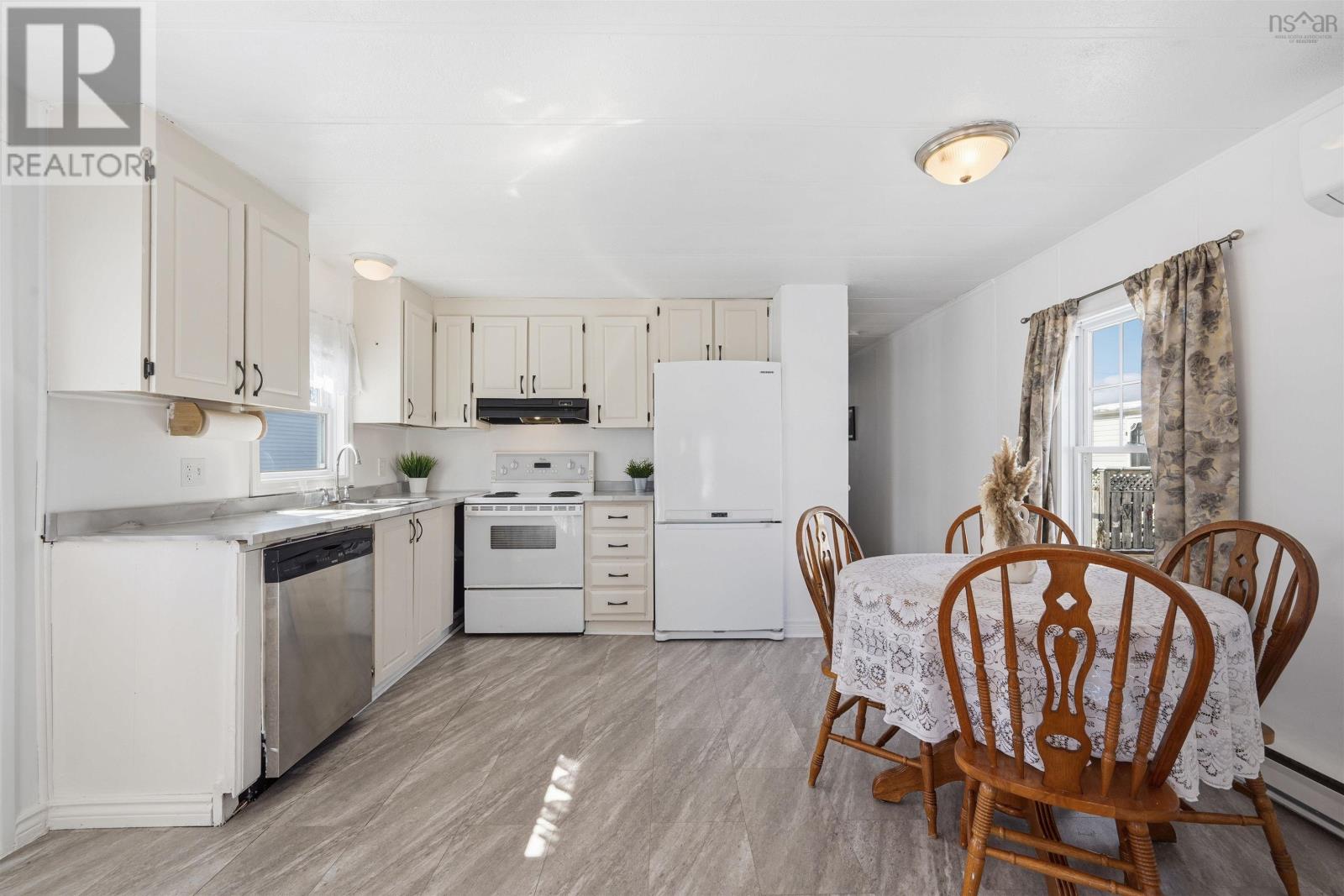 2 Cocoa Street, Westphal, Nova Scotia  B2W 4W5 - Photo 8 - 202604922