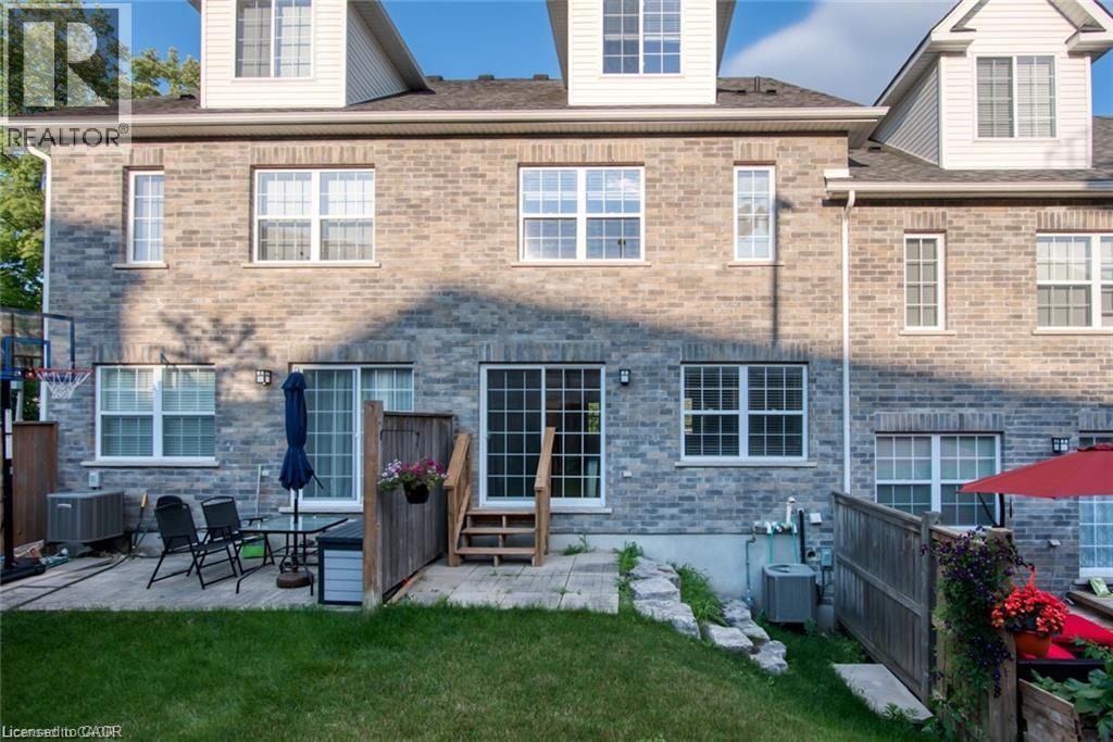 43 Woolwich Street, Kitchener, Ontario  N2K 1S2 - Photo 4 - 40812732