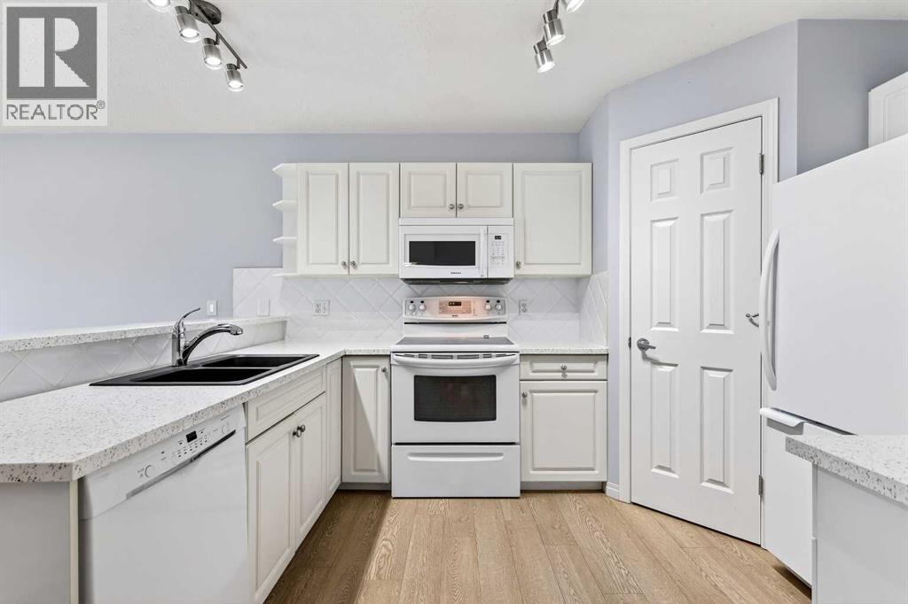 11 Chaparral Ridge Terrace SE, Calgary, Alberta  T2X 3N6 - Photo 4 - A2293381