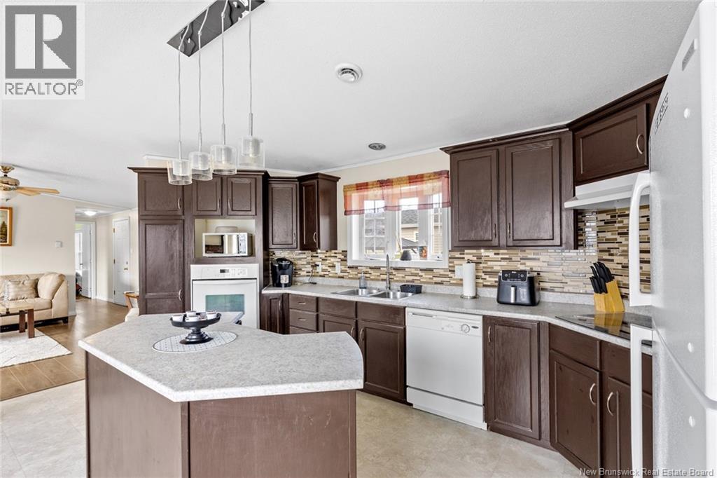 86 Glenmar Drive, Fredericton, New Brunswick  E3G 0S3 - Photo 7 - NB135405