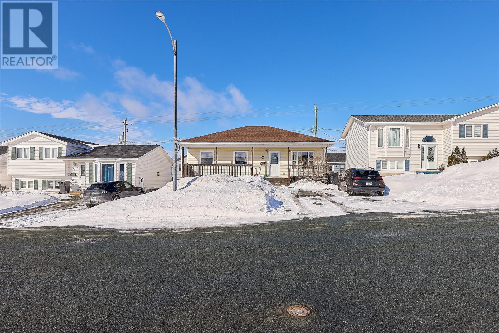 67 Frontenac Avenue, Mount Pearl, Newfoundland & Labrador  A1N 4Z4 - Photo 2 - 1295362