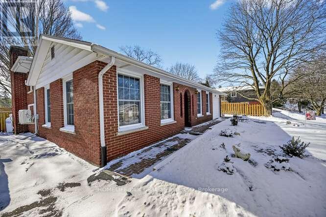 342 Abbott Street, Brockville, Ontario  K6V 5Y9 - Photo 3 - X12899176