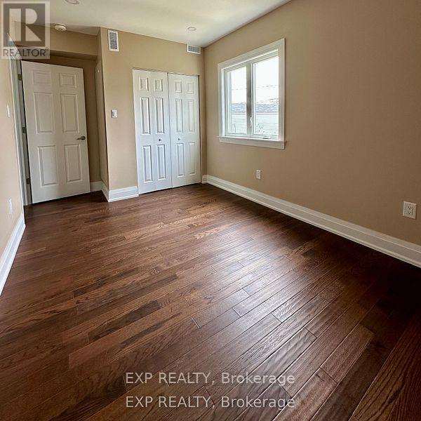 6 Lapp Street, Toronto (Rockcliffe-Smythe), Ontario  M6N 3W6 - Photo 12 - W12899108