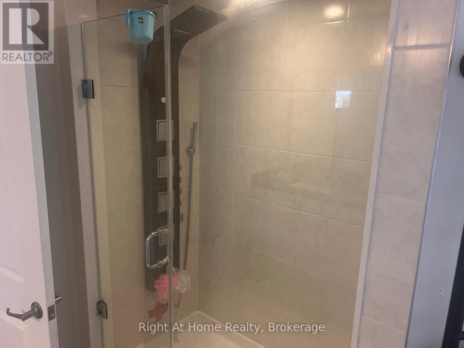 Master Suite - 54 Pace Avenue, Brantford, Ontario  N3S 0J2 - Photo 13 - X12899142