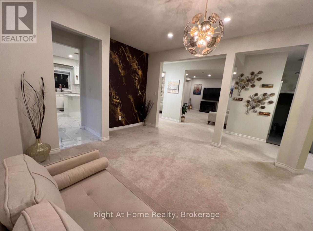 Master Suite - 54 Pace Avenue, Brantford, Ontario  N3S 0J2 - Photo 8 - X12899142