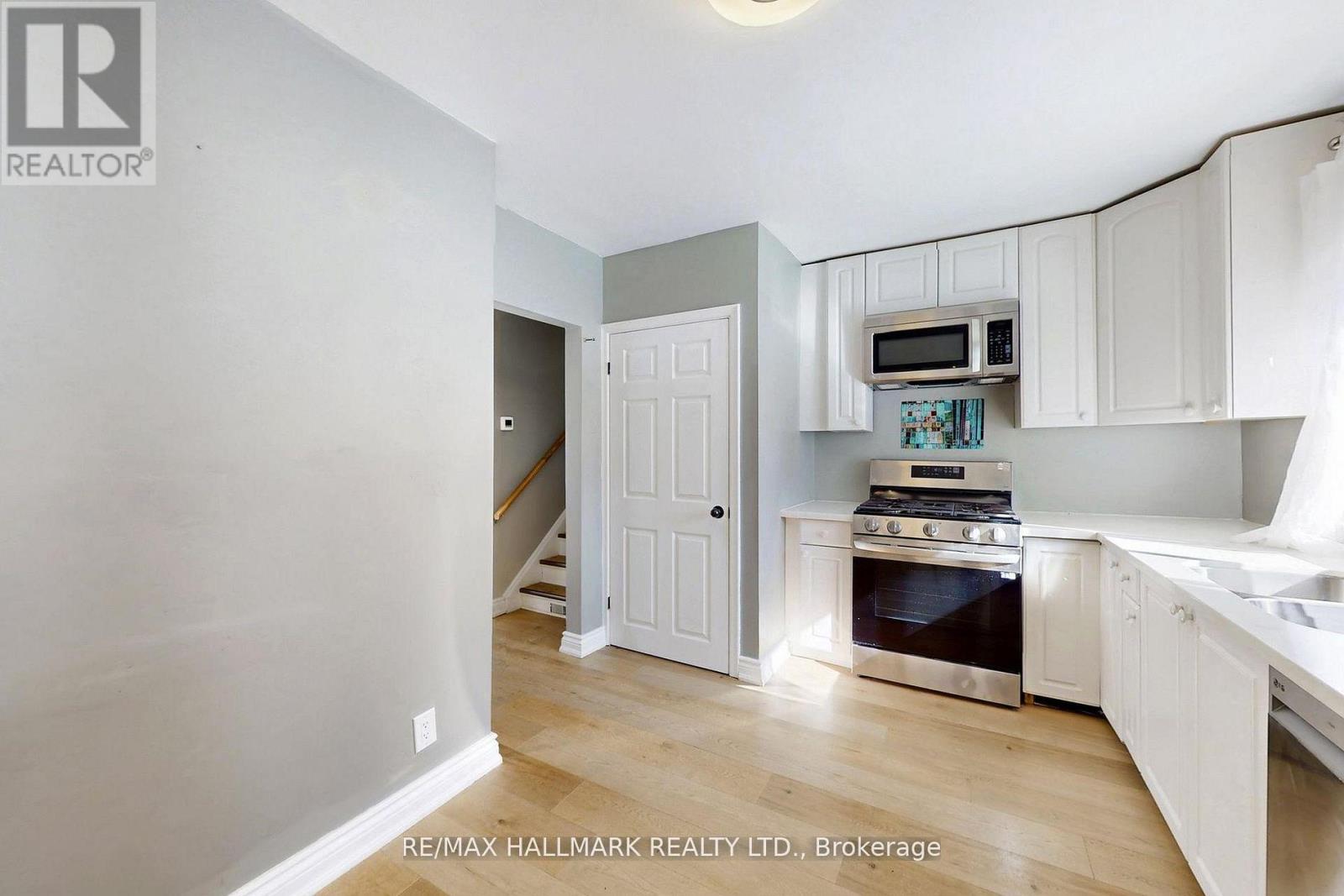 448 Loretta Crescent, Whitchurch-Stouffville, Ontario  L4A 7G2 - Photo 19 - N12695652