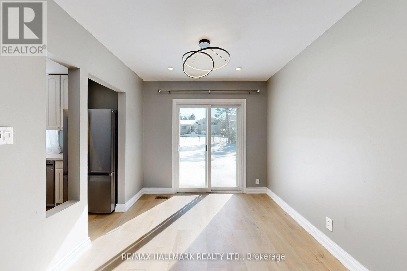 448 Loretta Crescent, Whitchurch-Stouffville, Ontario  L4A 7G2 - Photo 10 - N12695652