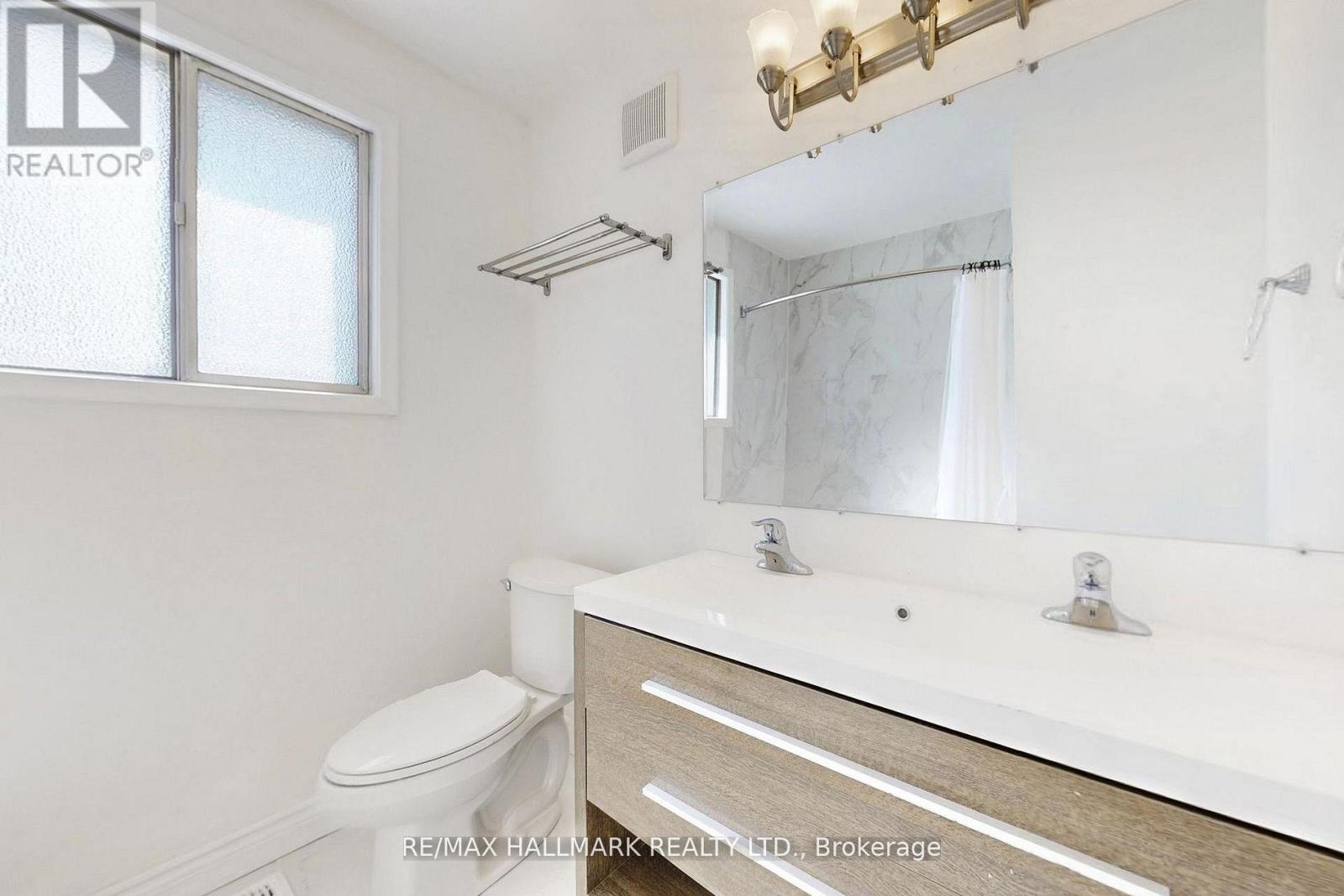 448 Loretta Crescent, Whitchurch-Stouffville, Ontario  L4A 7G2 - Photo 40 - N12695652