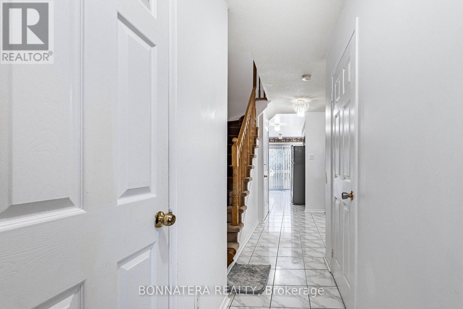 5359 Bullrush Drive, Mississauga (East Credit), Ontario  L5V 2C1 - Photo 11 - W12757976