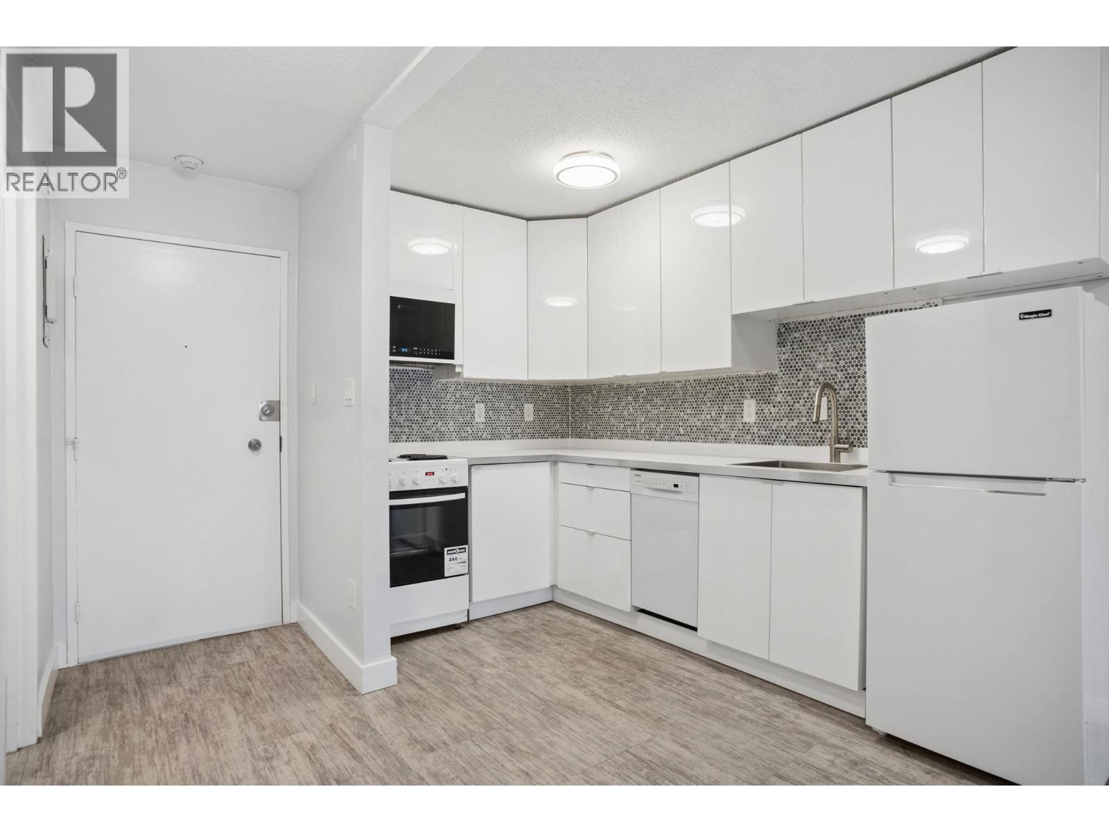 303 1717 W 13th Avenue, Vancouver, British Columbia  V6J 2H2 - Photo 4 - R3101484