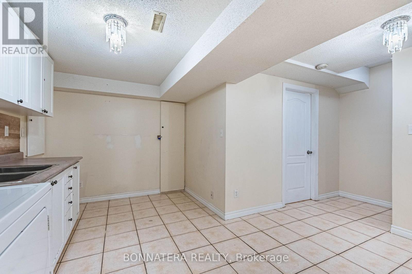 5359 Bullrush Drive, Mississauga (East Credit), Ontario  L5V 2C1 - Photo 44 - W12757976