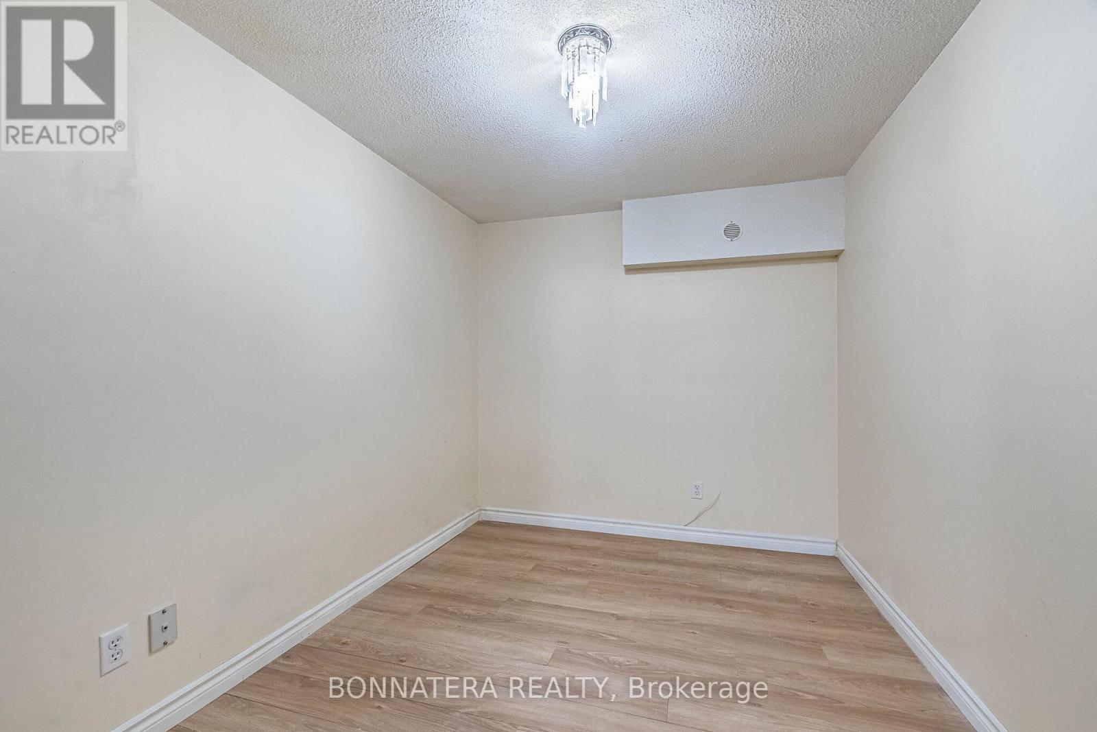 5359 Bullrush Drive, Mississauga (East Credit), Ontario  L5V 2C1 - Photo 45 - W12757976