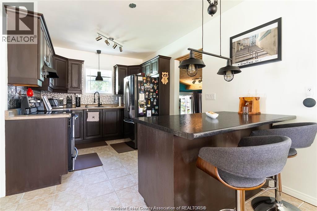 2621 Tourangeau, Windsor, Ontario  N8W 4P2 - Photo 11 - 26005712