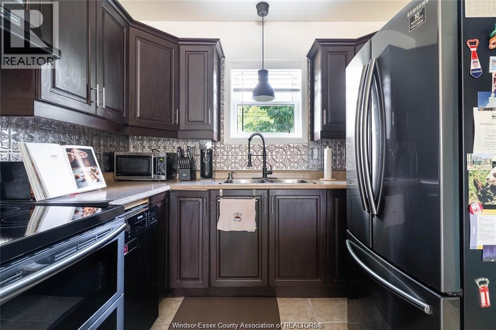 2621 Tourangeau, Windsor, Ontario  N8W 4P2 - Photo 12 - 26005712