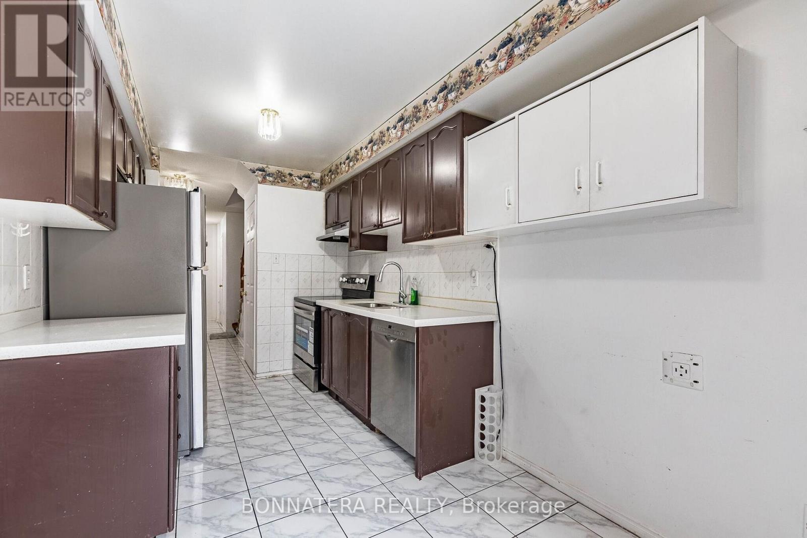 5359 Bullrush Drive, Mississauga (East Credit), Ontario  L5V 2C1 - Photo 19 - W12757976